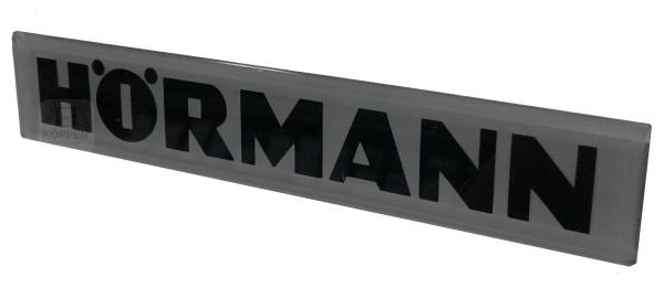 Hörmann Emblem Schild mit elegantem silber-schwarzen Hörmann